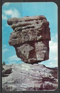 Colorado, Balanced Rock in the Garden of The Gods -  Pikes Peak - [CO-030]