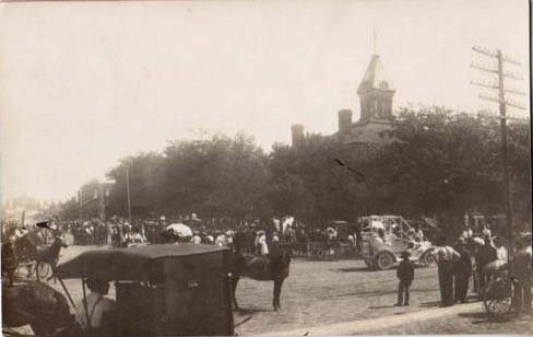 NY - Albany. North Street, Parade Scene, July 4, 1912.  *RPPC