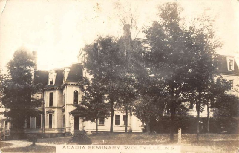 Wolferville N.S. Canada birds eye view Acadia Seminary real photo pc BB2949