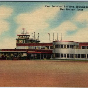 1951 Des Moines, IA Municipal Airport New Terminal Building Runway Radio PC A237