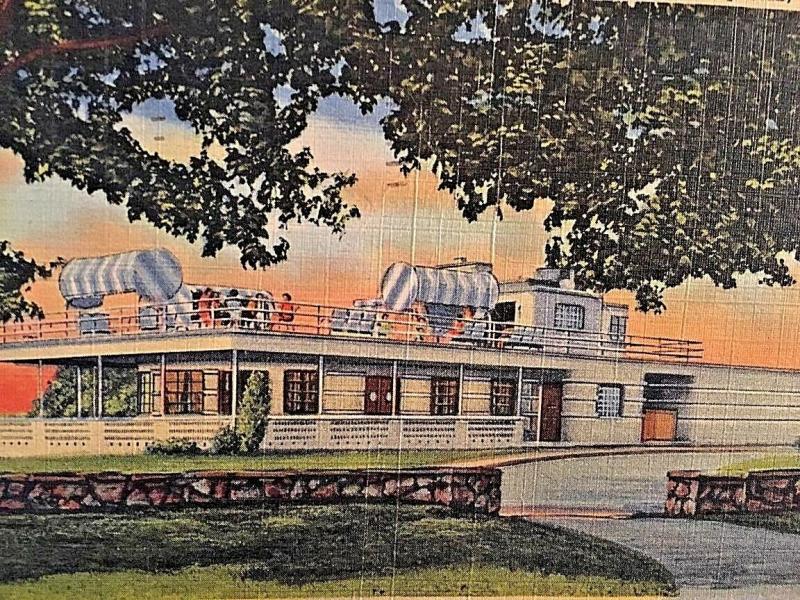 Postcard  1952 View of  Officer's Country  Club   in Fort Knox, KY        W3