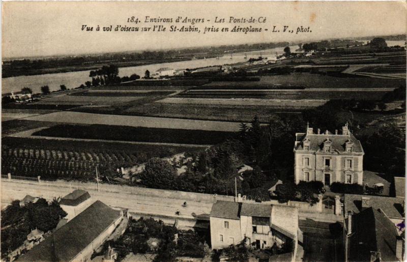 CPA Les PONTS-de-CÉ - Vue a vol d'oiseau sur l'Ile St-AUBIN (638090) 