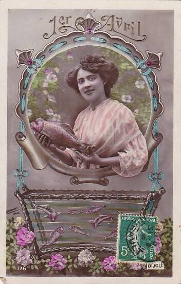 1er Avril April Fool's Day Beautiful Woman Holding Fish 1910