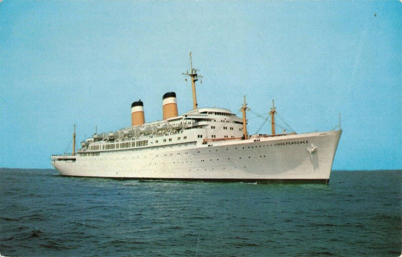 S.S. Independence American Export Lines Postcard 2R3-139 