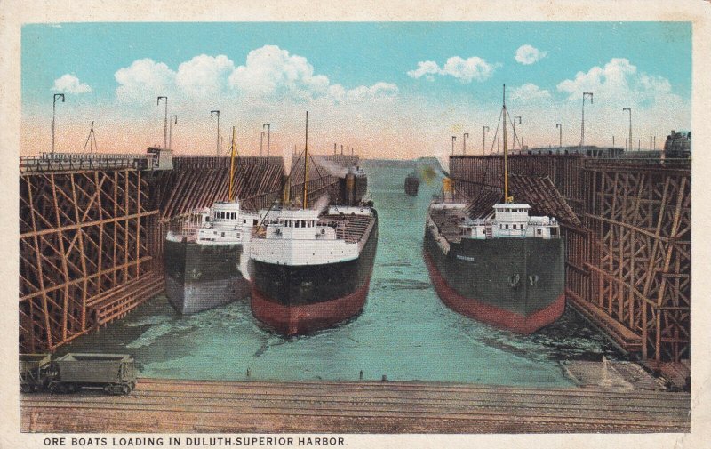 DULUTH-SUPERIOR, Minnesota, 10-20s Ore Boats Loading In Duluth-Superior Harbor