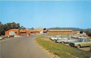 Glouster Ohio 1960s Postcard Burr Oak Lodge Highway Parking Lot