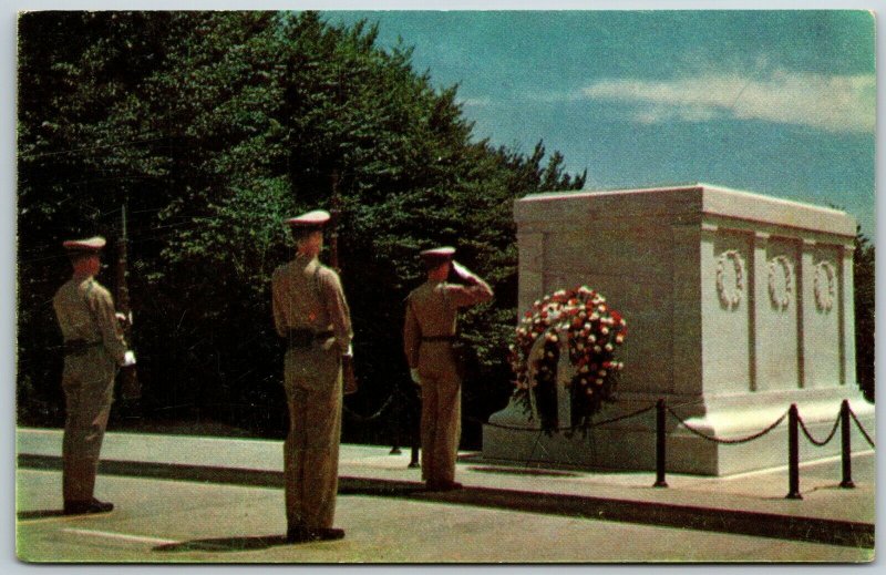 Tomb of the Unknown Soldier, Brown Uniforms, Washington D.C. - Postcard 