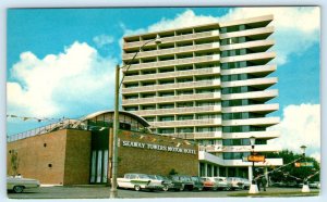 TORONTO, Ontario Canada ~ Roadside SEAWAY TOWERS MOTOR HOTEL c1950s Postcard