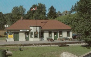 PORT STANLEY , Ontario , 1973 ; Railroad Train Station