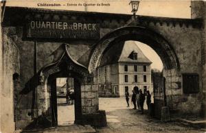 CPA CHATEAUDUN - Entrée du Quartier de Brack (669802)