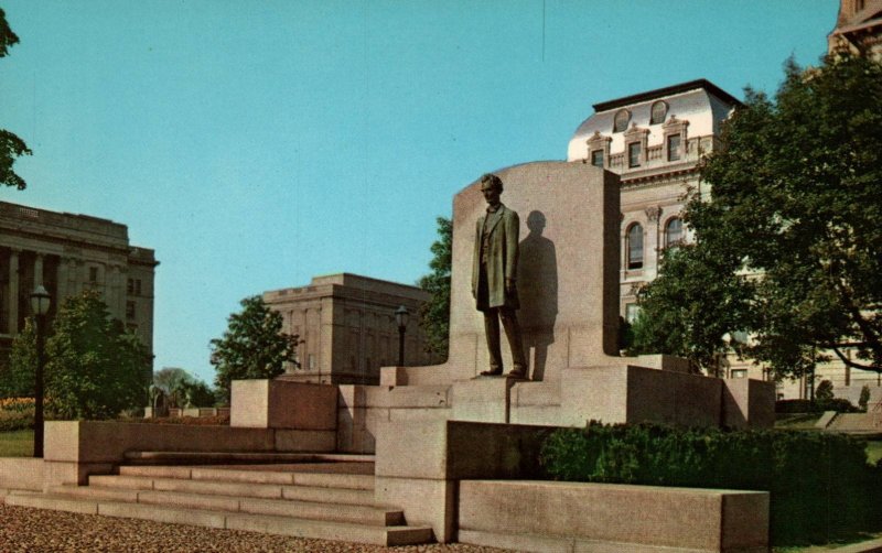 Abraham Lincoln Statue,Springfield,IL BIN