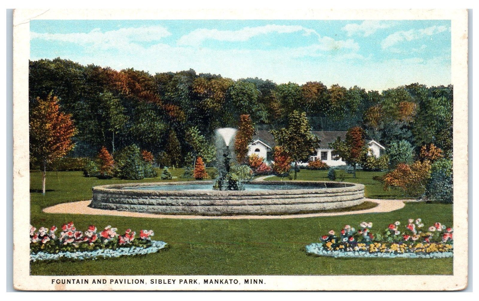 1931 Fountain and Pavilion, Sibley Park, Mankato, MN Postcard United