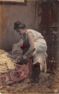 lot390 Fantasy preparing for bad nice lady  oranotypie berlin germany