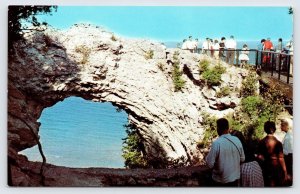 Arch Rock Mackinac Island Lake Huron, Gathering People Vintage Postcard c1960 P3