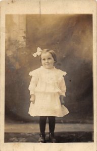 J20/ Cambridge Ohio RPPC Postcard c1910 People Pretty Girl Bow in Hair 181