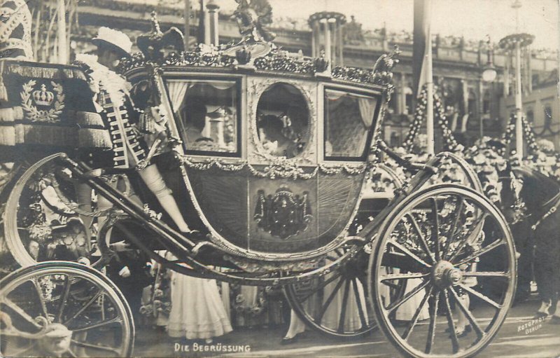 Duchess Cecilie of Mecklenburg-Schwerin and Prince Wilhelm wedding coach 1905