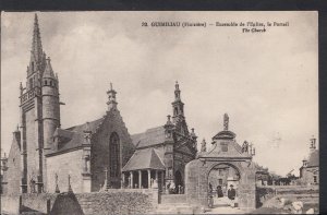 France Postcard - Guimiliau (Finistere) - Ensemble De L'Eglise  BH5857