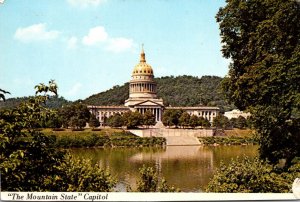 West Virginia Charleston State Capitol Building