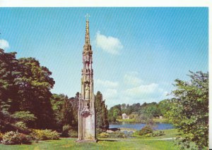 Wiltshire Postcard - Stourhead Gardens - Bristol Cross With View of BridgeTZ8542