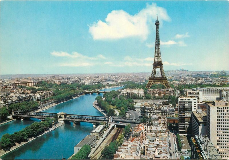 Postcard France Paris Seine Eiffel Chaillot