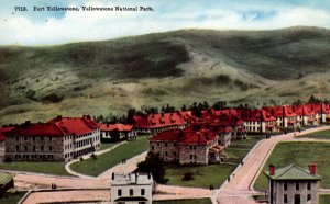 Wyoming - Yellowstone National Park - A view of Fort Yellowstone - c1908