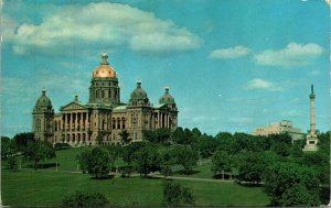 State Capitol Grounds Des Moines Iowa IA Postcard Plastichrome VTG UNP Vintage 