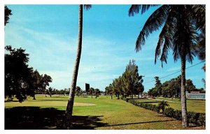 Postcard GOLF COURSE SCENE Margate Florida FL AT3609