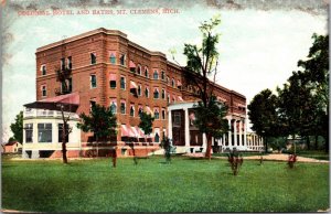 Postcard Colonial Hotel and Baths in Mt. Clemens, Michigan