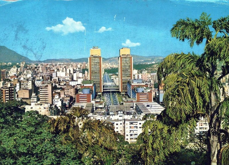 VINTAGE CONTINENTAL SIZE POSTCARD AERIAL VIEW OF CARACAS VENEZUELA