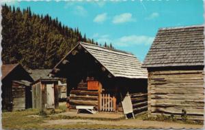 Trapper Dan's Cabin Barkerville BC British Columbia Unused Vintage Postcard D63