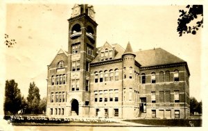 WA - Ellensburg. School Building    *RPPC