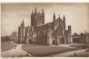 Herefordshire Postcard - Cathedral from North West - Ref TZ4288