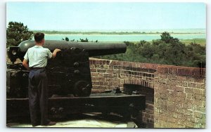 1950s SAVANNAH GA FORT PULASKI TWENTY FOUR POUND BLAKELY RIFLE POSTCARD P3810