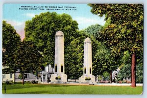 Grand Rapids Michigan Postcard Memorial Pillars World War Veterans Fulton 1937