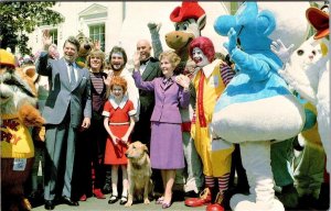 President RONALD REAGAN Orphan Annie~Ronald McDonald~Papa Smurf+ EASTER Postcard