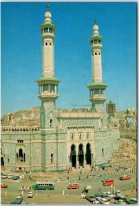 VINTAGE CONTINENTAL SIZE POSTCARD ENTRANCE TO THE KA'BA AT MECCA SAUDI ARABIA