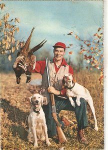 Hunter with trophy and his dogs  Colourful modern Italian Postcard