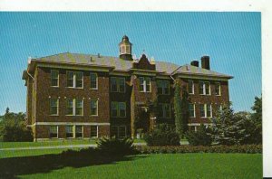 Canada Postcard - Administration Building Kemptville Agricultural College 17065A