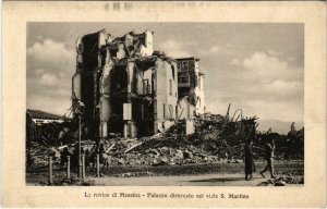 CPA Le Rovine di Messina Palazzo diroccato nel viale S.Martino ITALY (802297)