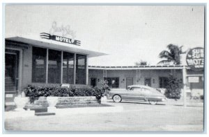 c1950 Sun 'N Surf Motel & Restaurant Classic Car Entrance Miami Florida Postcard