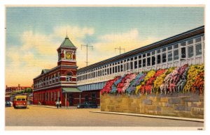 Postcard DE Wilmington - Penn R.R. Station South Bound Platform