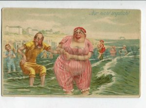 3129235 COMIC Family FAT Lady & THIN Man on Beach Vintage PC