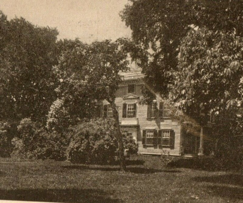 Circa 1900-09 James Tussell Lowell Home, Cambridge, Mass. Vintage Postcard P17