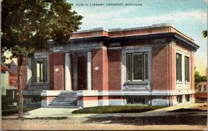 Postcard Public Library in Petoskey, Michigan