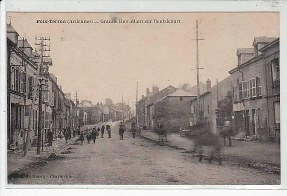 POIX -TERRON : grande rue allant sur Boulzicourt - très bon état