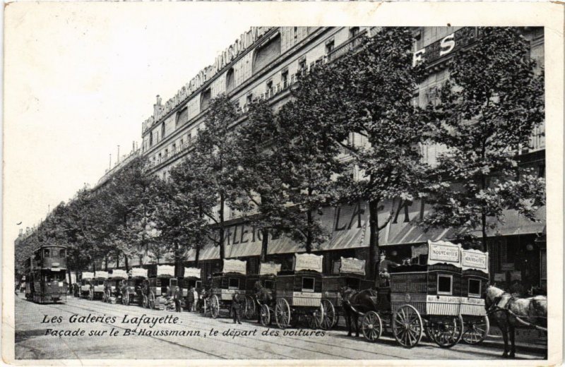 CPA PARIS 9e Galeries Lafayette Bd Haussmann (1248380)