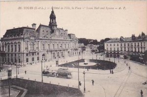 France Tours L'Hotel de Ville la Place