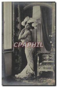 Fantaisie - Femme - Woman in a sassy pose (carte hongroise Hungary Hongrie)
