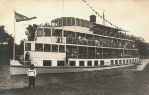 Netherlands Tourist Boat Alkmaar Fotokaart RPPC 04.19