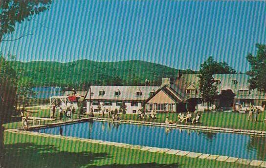 Canada Quebec Mont Tremblant Lodge In The Laurentians & Swimming Pool